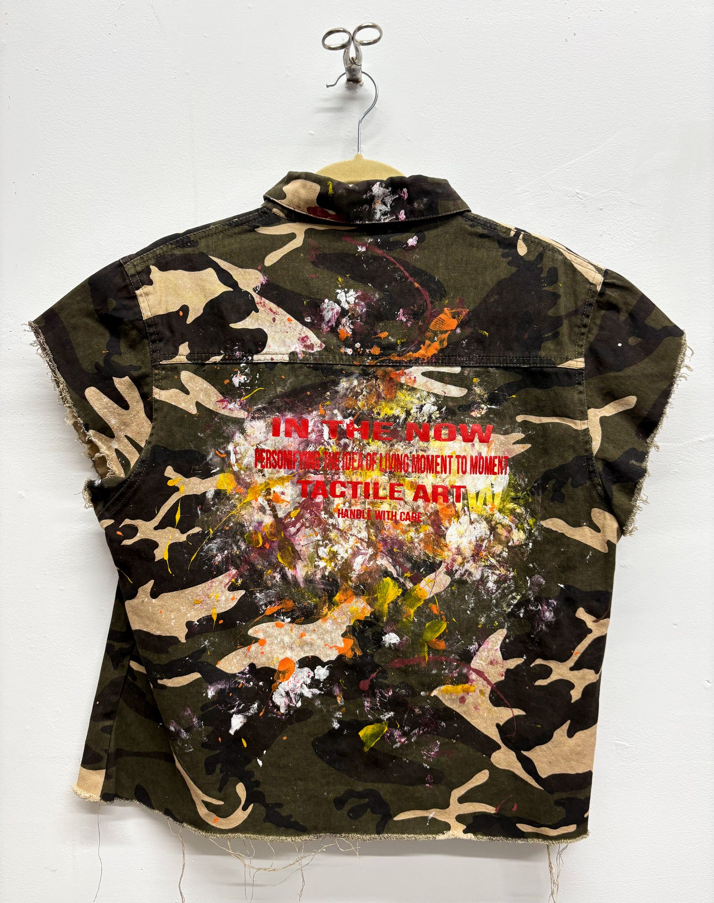 Sample 002
