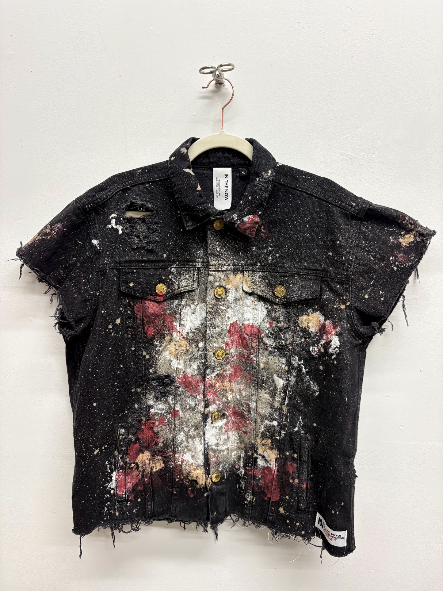 Sample 001